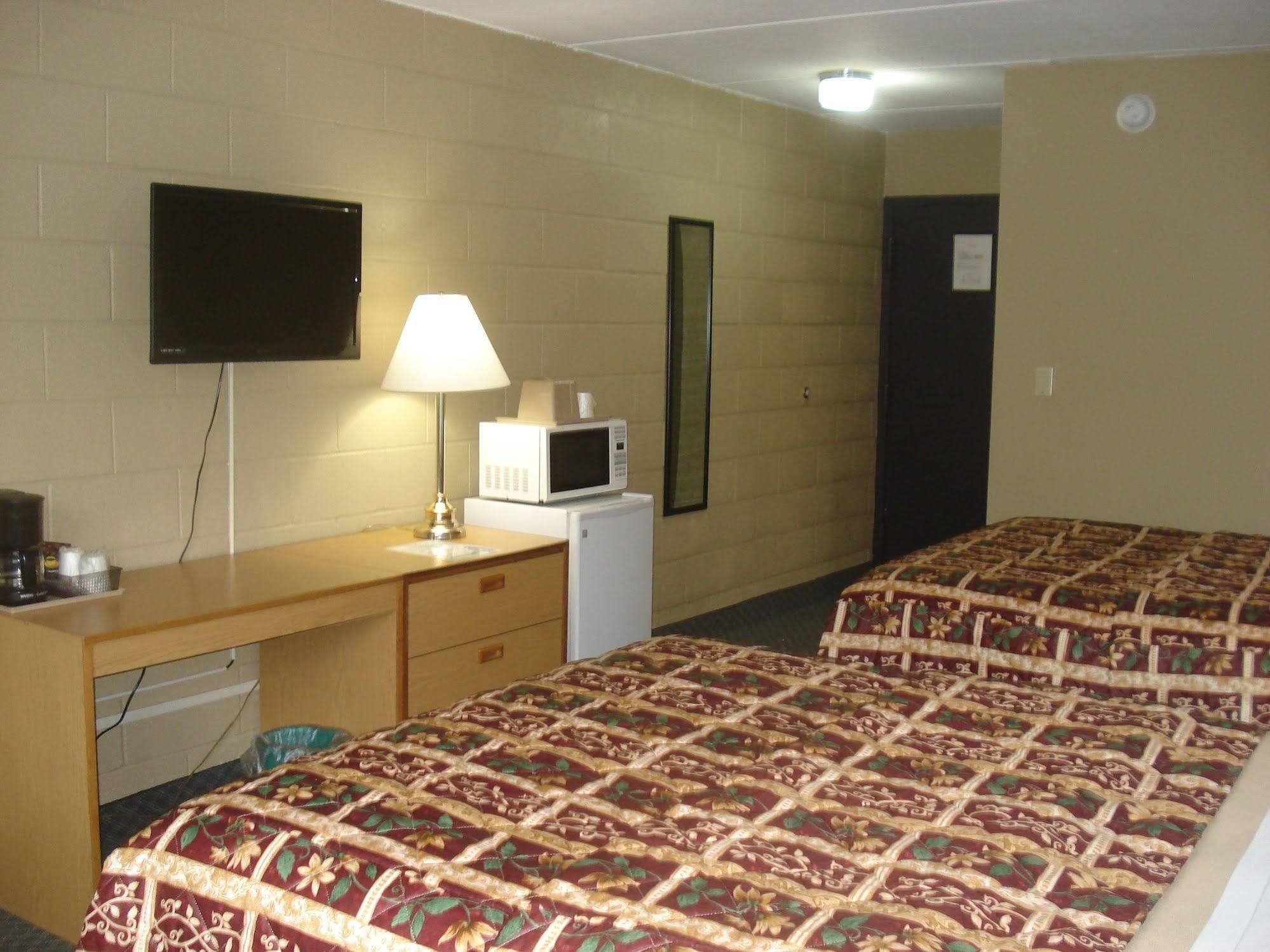 Budget Inn Bath Buitenkant foto